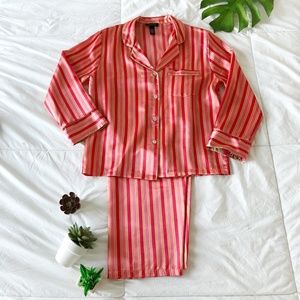 🌿HOST PICK 🌱 Jones New York Striped Pyjama…